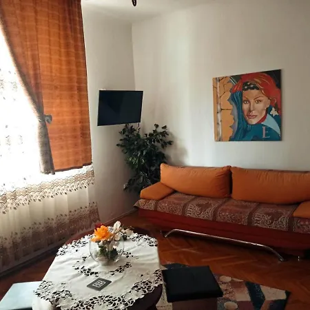 Casa Vinco Vici 图尔达